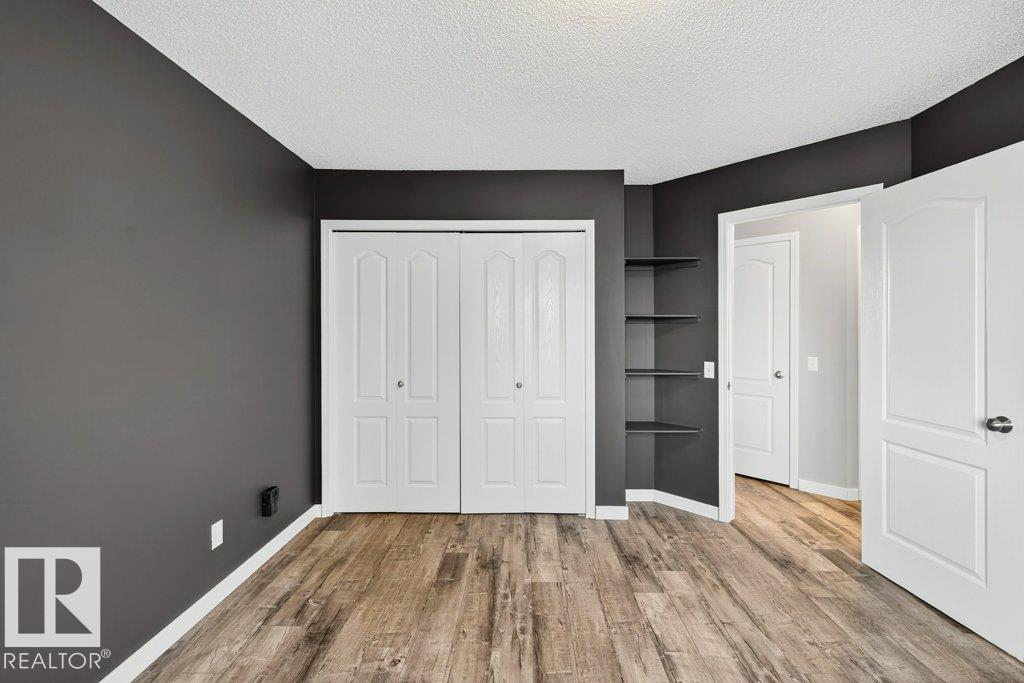 Photo 22 of 21 450 Hyndman Cr Nw, Edmonton AB