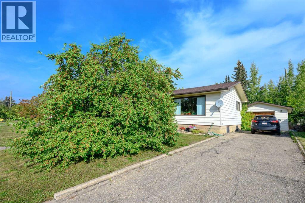 Photo 1 of 10230 112 Avenue, Grande Prairie AB