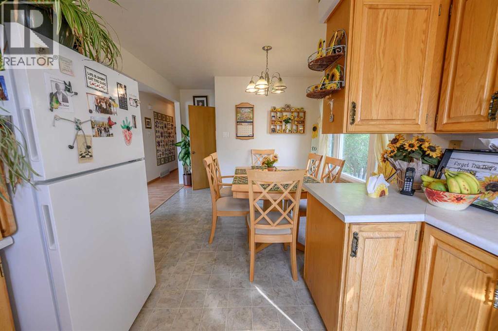 Photo 16 of 10230 112 Avenue, Grande Prairie AB