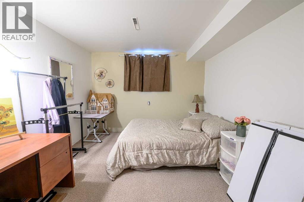 Photo 33 of 10230 112 Avenue, Grande Prairie AB