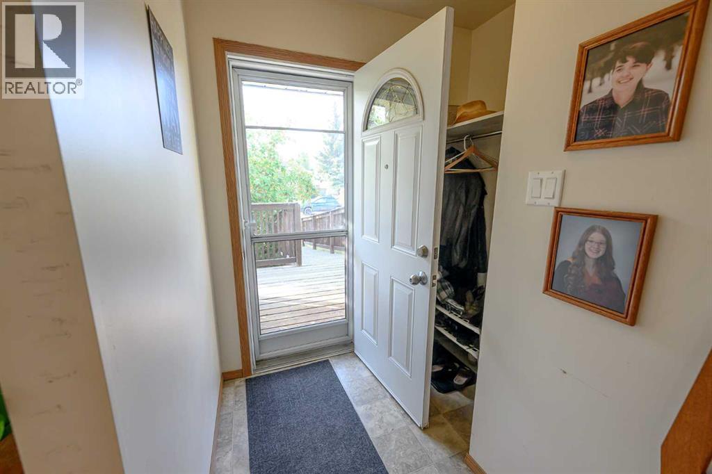 Photo 7 of 10230 112 Avenue, Grande Prairie AB