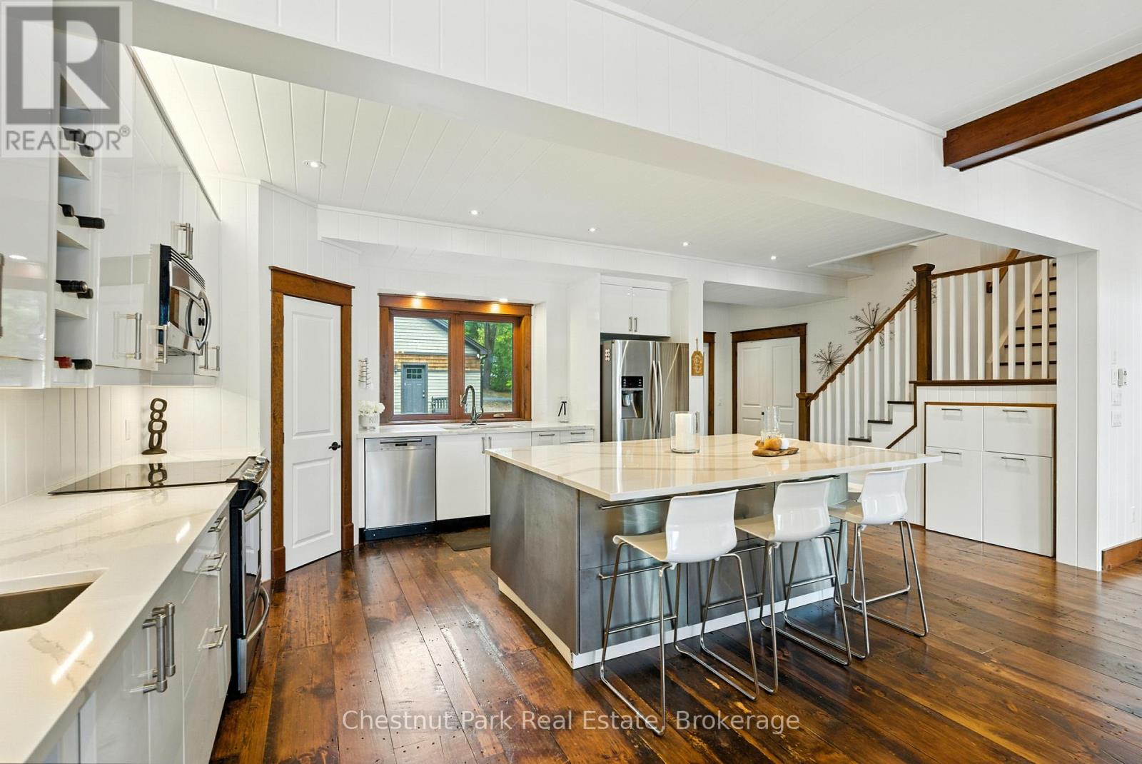 Photo 14 of 1030 A Gordon Street, Muskoka Lakes ON