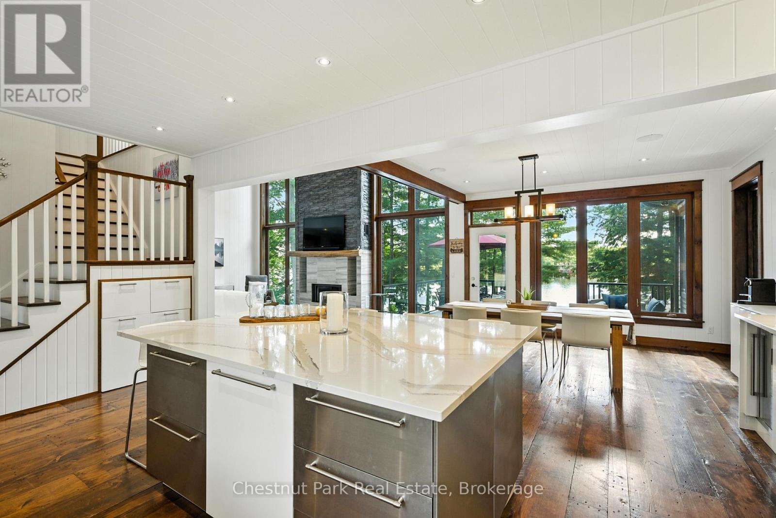 Photo 15 of 1030 A Gordon Street, Muskoka Lakes ON