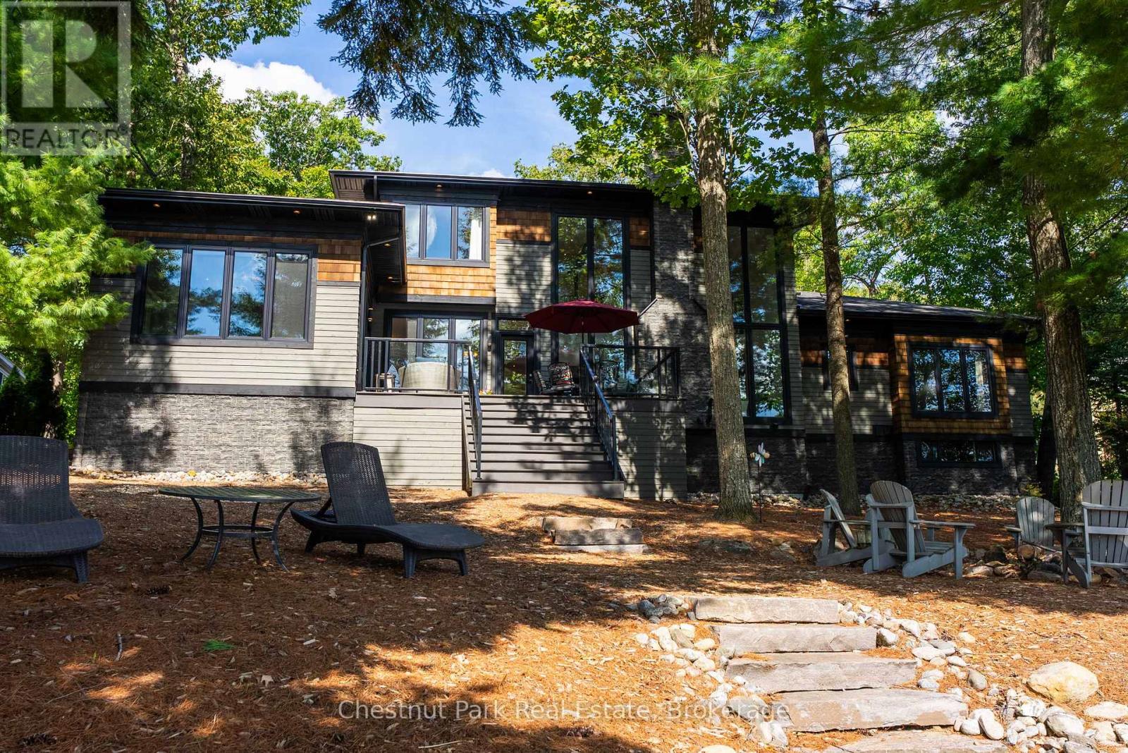 Photo 2 of 1030 A Gordon Street, Muskoka Lakes ON