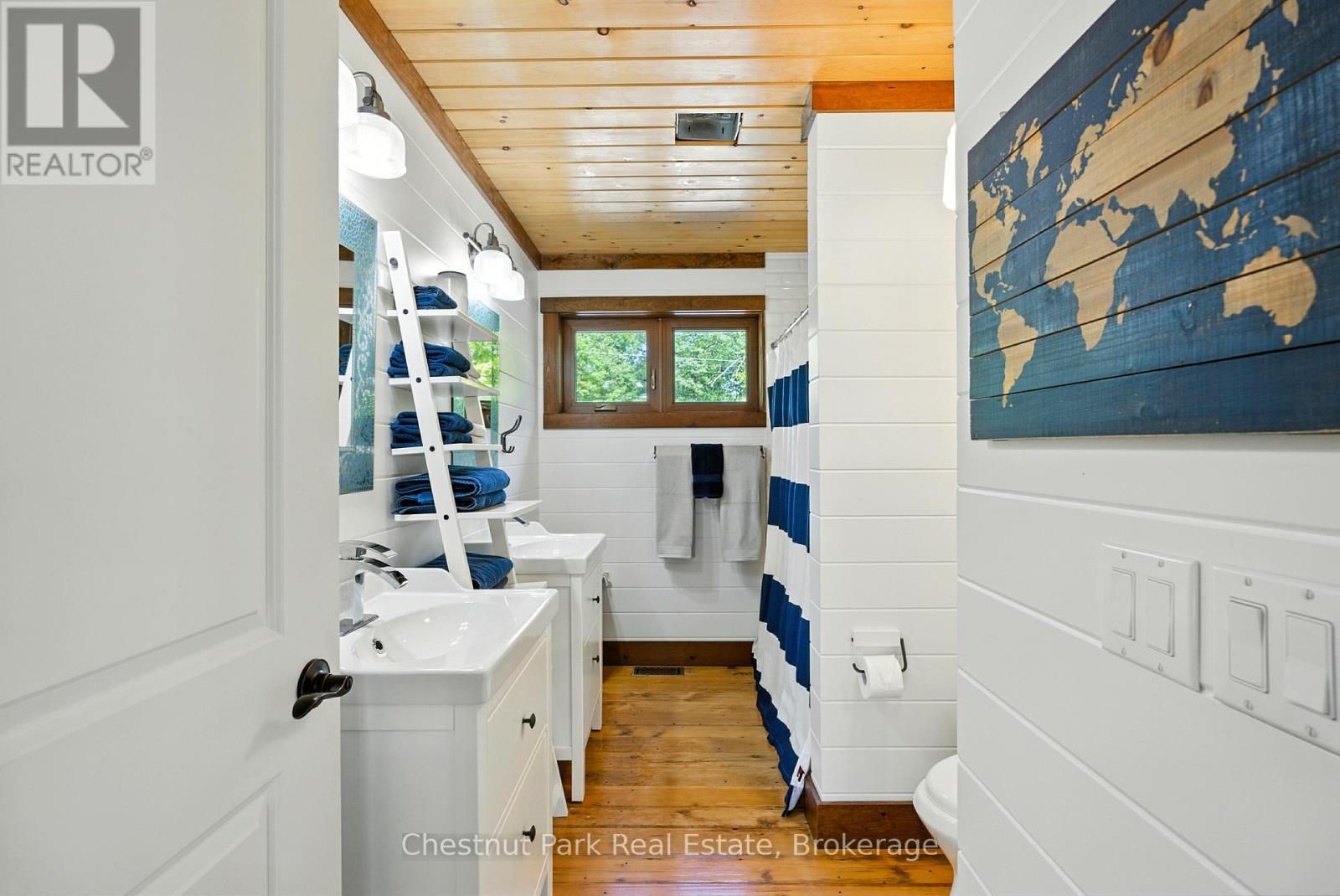 Photo 25 of 1030 A Gordon Street, Muskoka Lakes ON