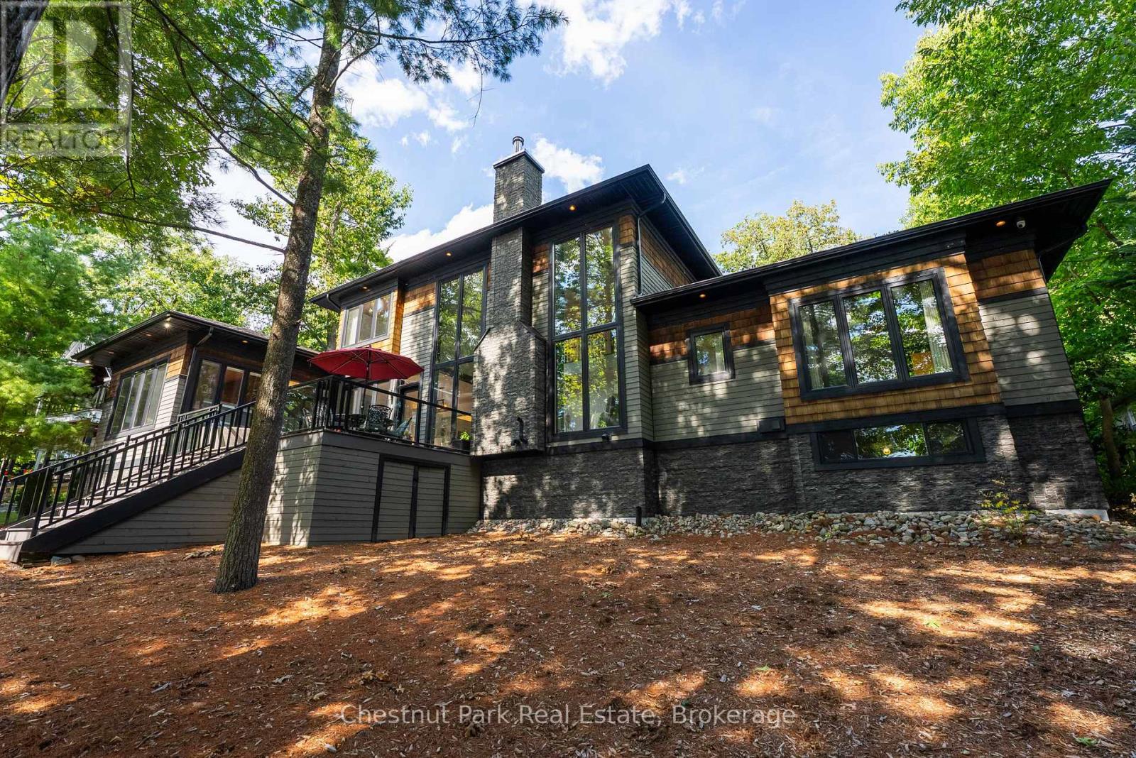 Photo 3 of 1030 A Gordon Street, Muskoka Lakes ON