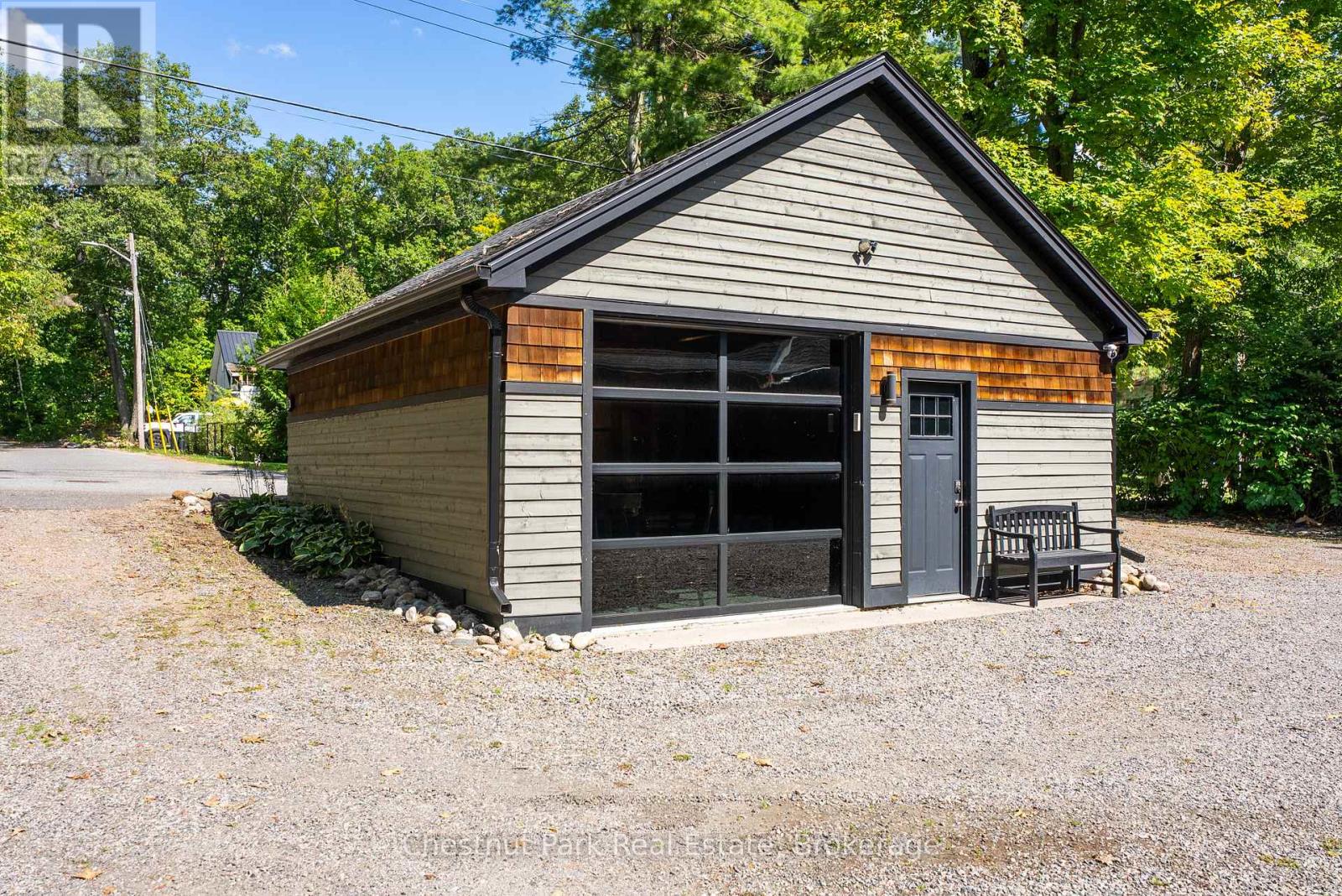 Photo 34 of 1030 A Gordon Street, Muskoka Lakes ON