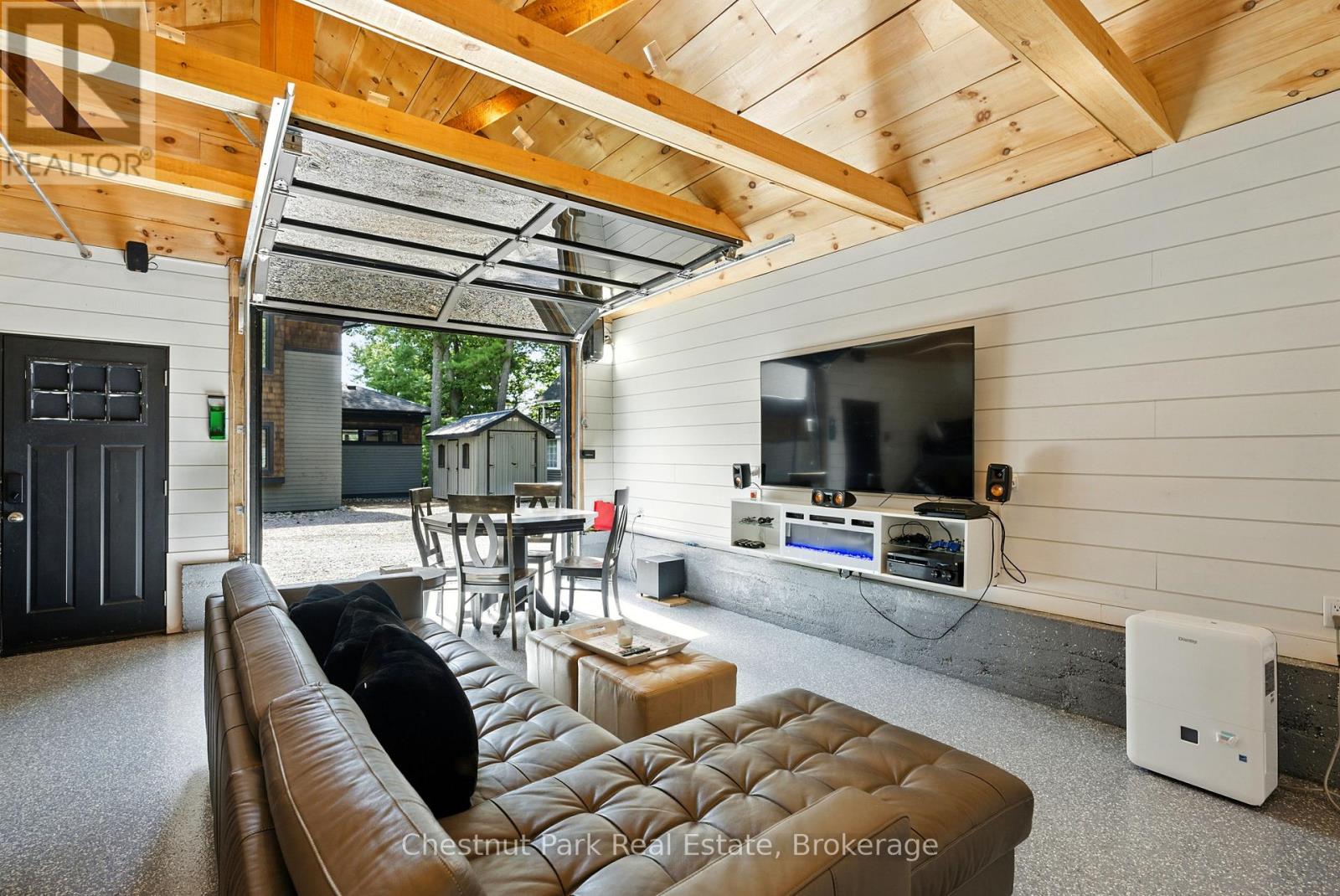 Photo 36 of 1030 A Gordon Street, Muskoka Lakes ON