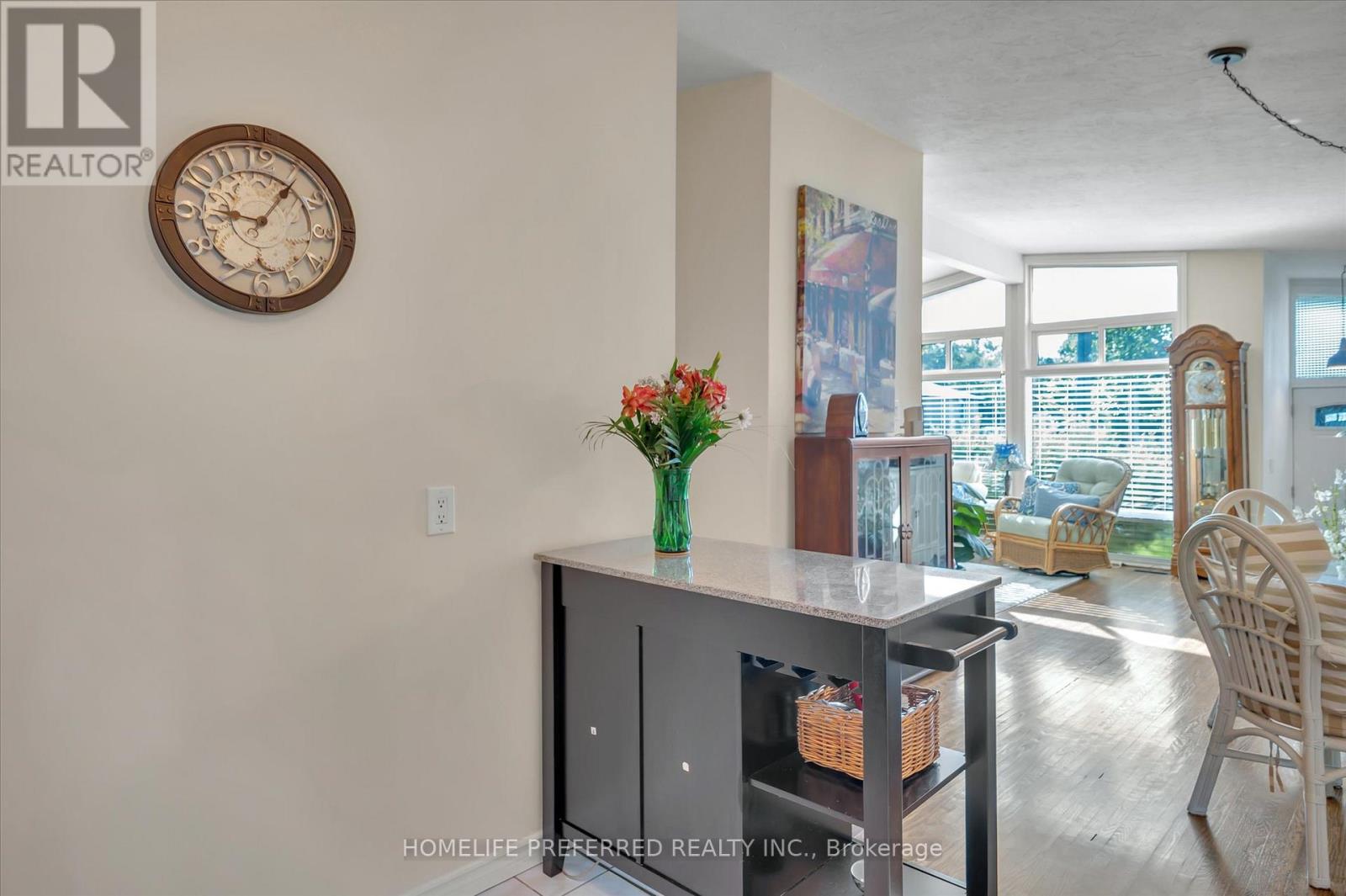 Photo 11 of 268 Bellevue Street, Peterborough ON