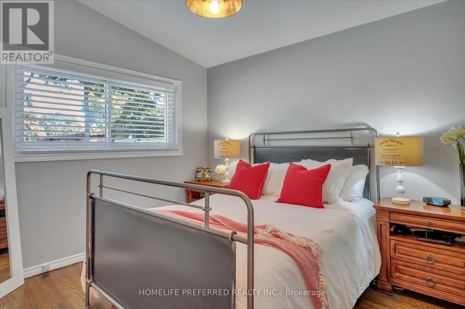 Photo 23 of 268 Bellevue Street, Peterborough ON