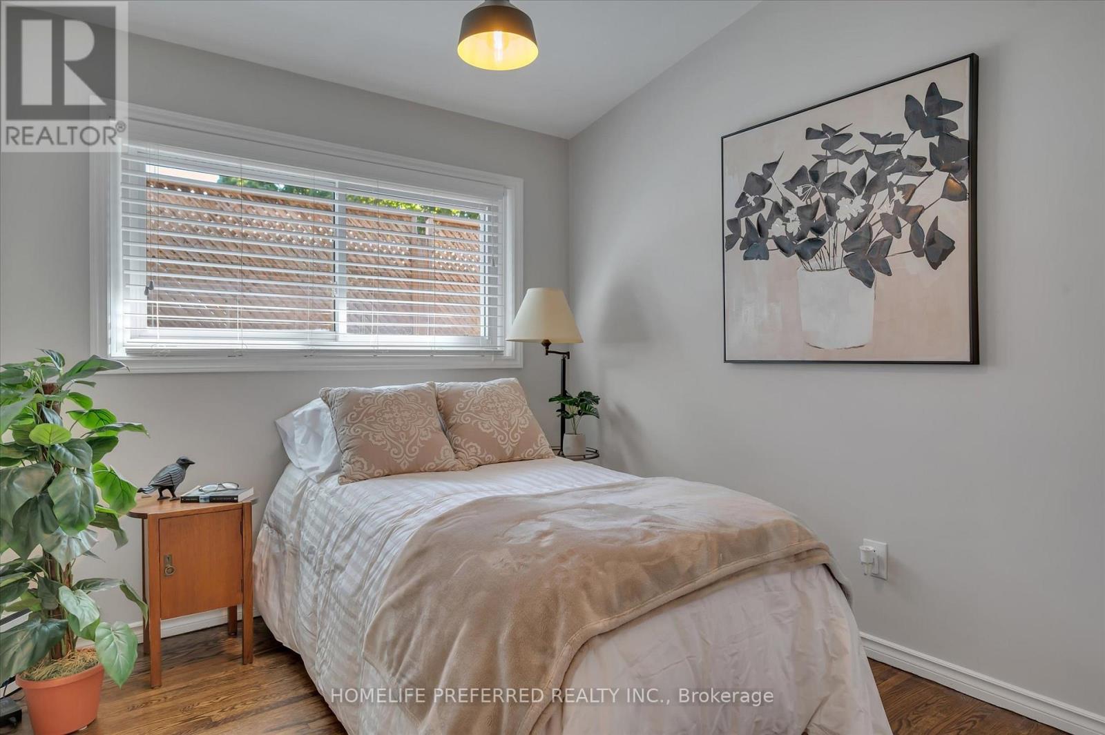 Photo 25 of 268 Bellevue Street, Peterborough ON