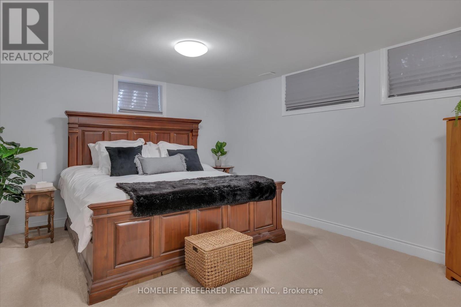 Photo 28 of 268 Bellevue Street, Peterborough ON