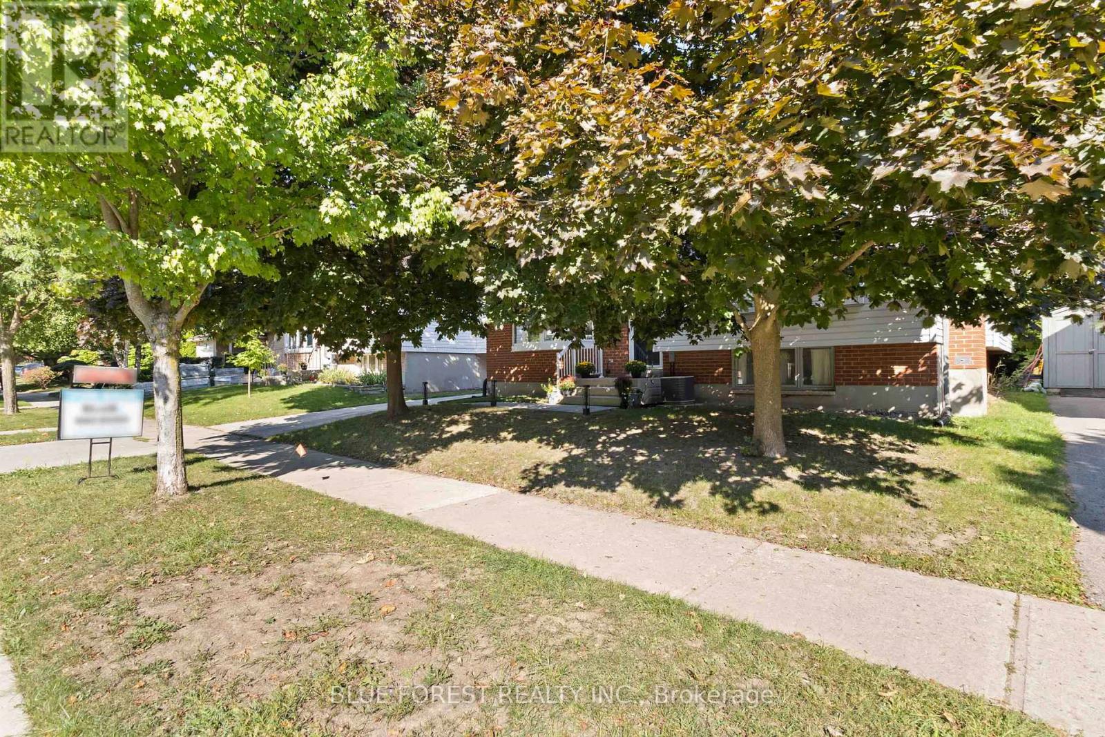 Photo 40 of 346 Blackacres Boulevard, London North ON