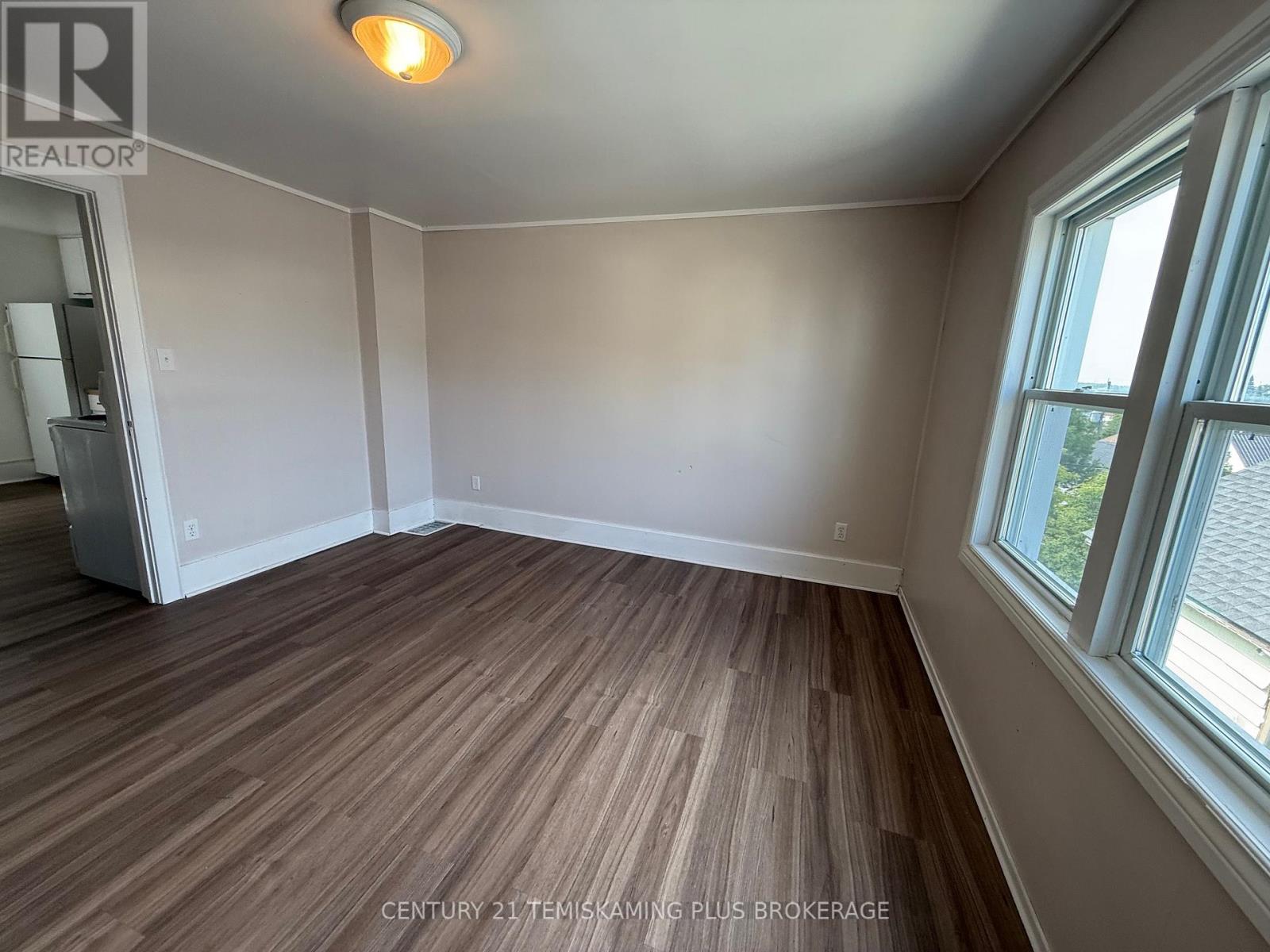 Photo 13 of 5 Mckelvie Avenue, Kirkland Lake ON