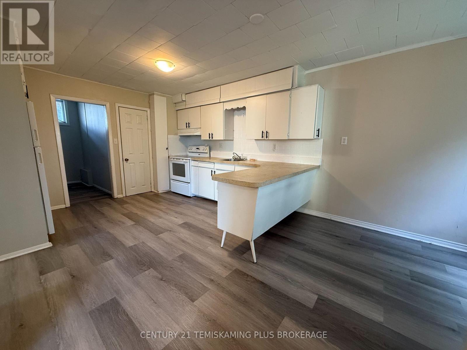 Photo 5 of 5 Mckelvie Avenue, Kirkland Lake ON