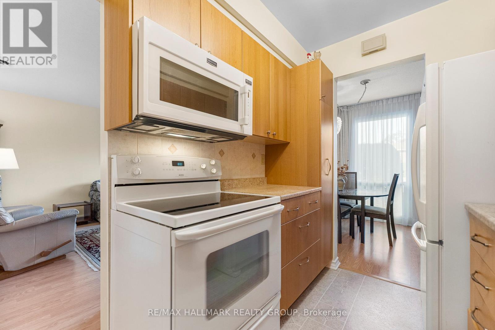 Photo 19 of 26 C Arnold Drive, Ottawa ON