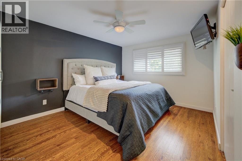 Photo 22 of 311 Sandowne Drive, Waterloo ON
