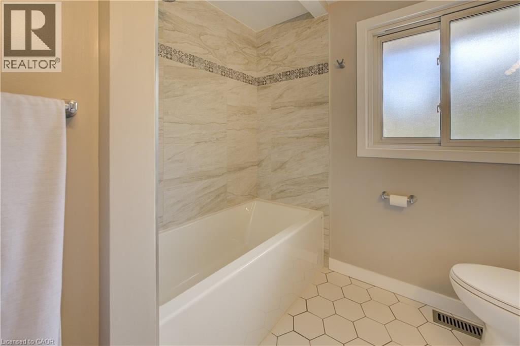 Photo 26 of 311 Sandowne Drive, Waterloo ON