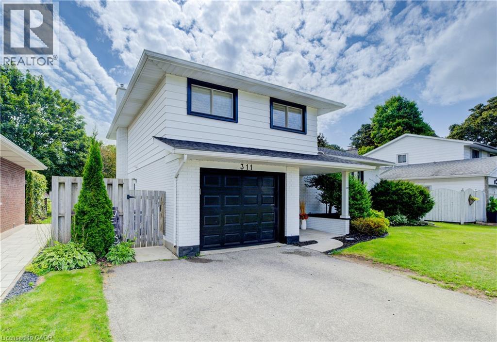 Photo 3 of 311 Sandowne Drive, Waterloo ON