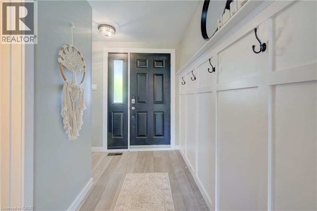 Photo 5 of 311 Sandowne Drive, Waterloo ON