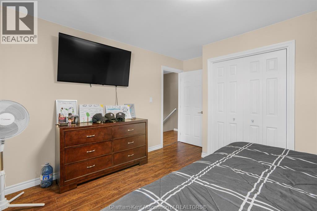 Photo 22 of 367 Mcnaughton Avenue West, Chatham ON