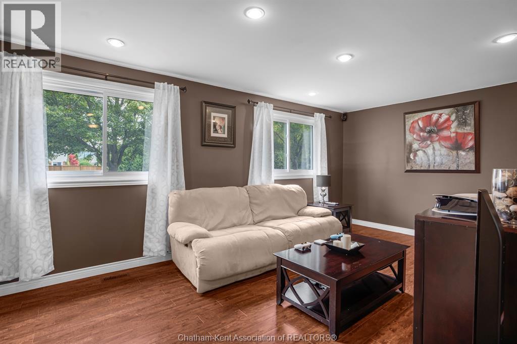 Photo 30 of 367 Mcnaughton Avenue West, Chatham ON
