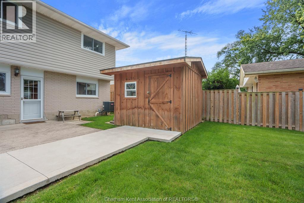 Photo 34 of 367 Mcnaughton Avenue West, Chatham ON