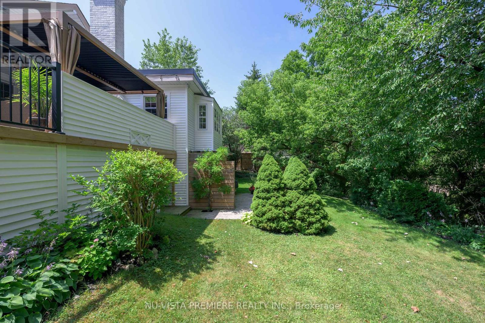 Photo 6 of 146 Commissioners Road E, London South ON