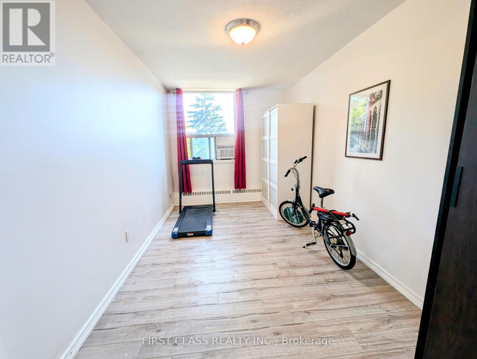 Photo 25 of 310 1250 Bridletowne Circle, Toronto ON