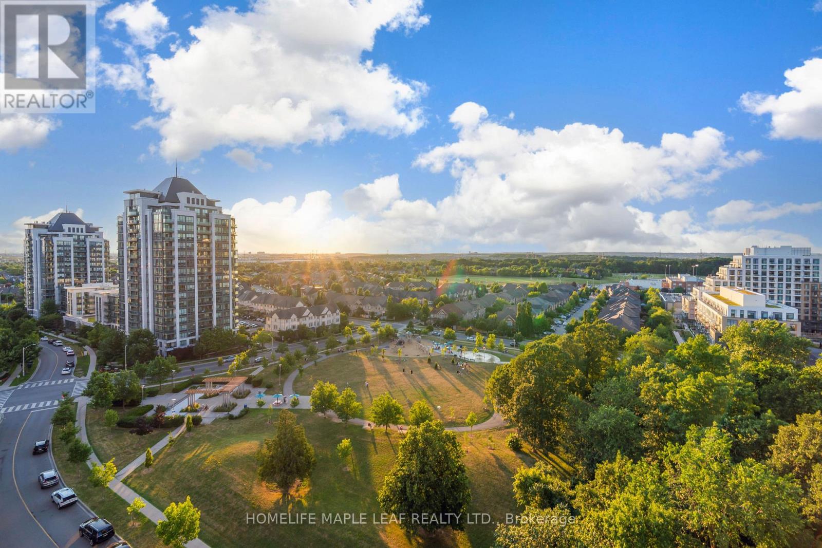 Photo 17 of 1406 7 North Park Road, Vaughan ON
