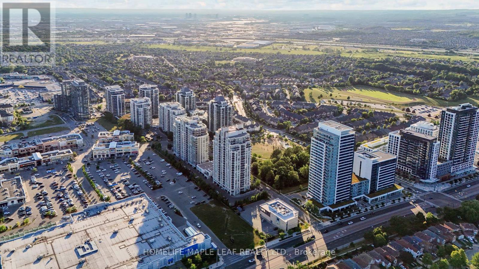 Photo 25 of 1406 7 North Park Road, Vaughan ON
