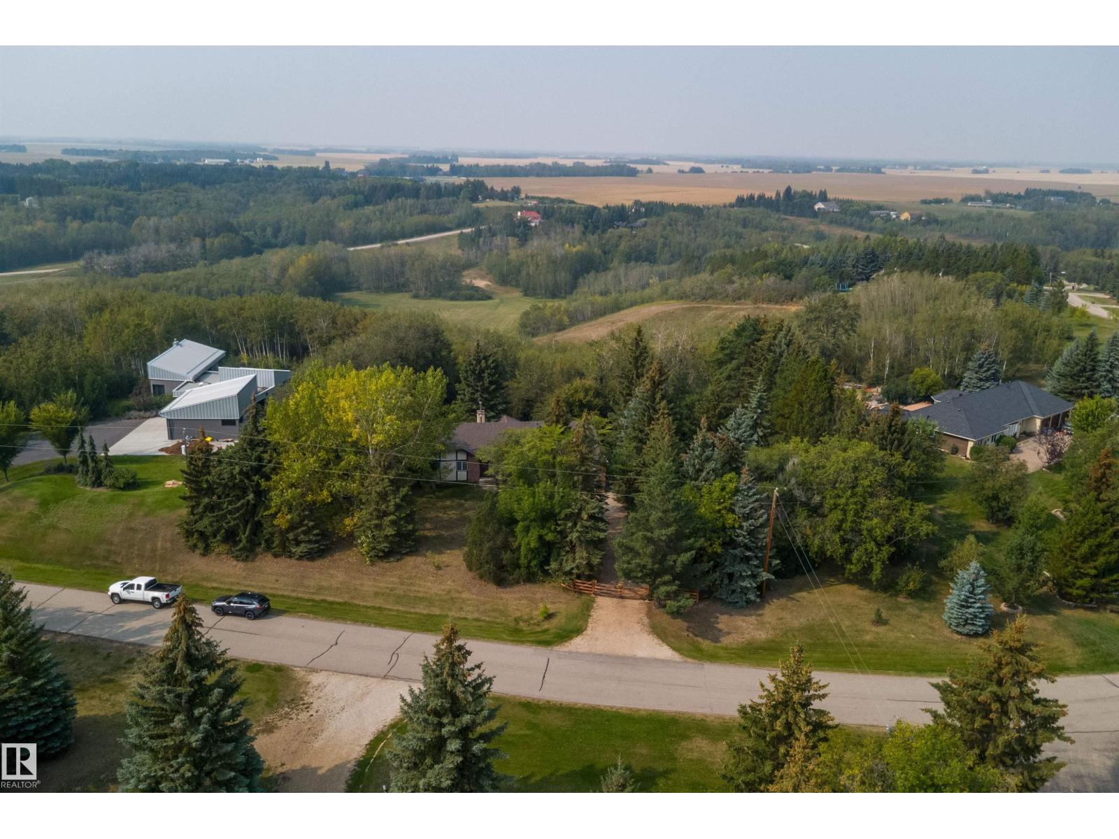 Photo 63 of 35 24119 Twp Road 554, Rural Sturgeon County AB