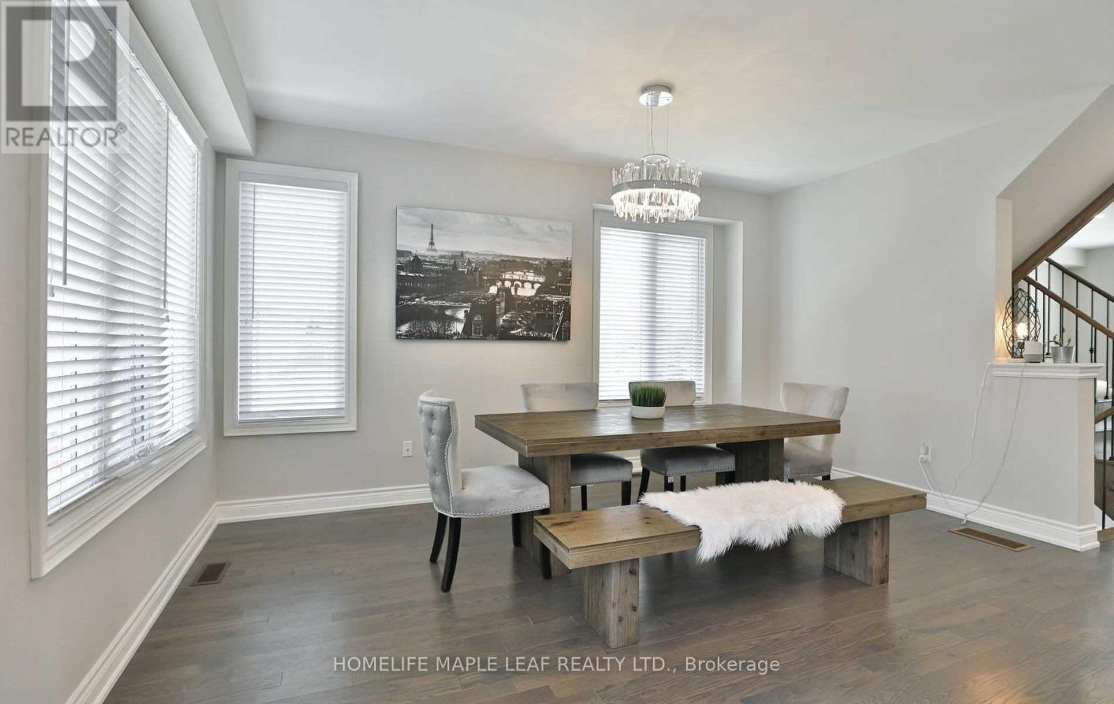 Photo 14 of 34 Brushwood Drive, Brampton ON