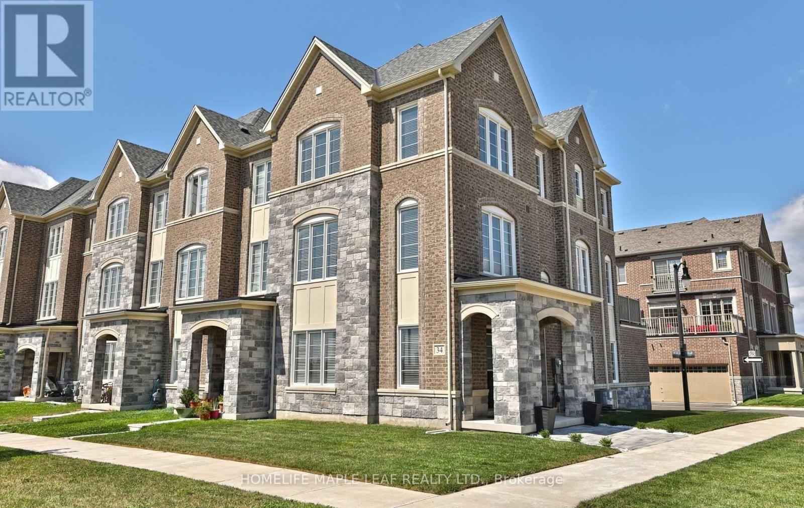 Photo 30 of 34 Brushwood Drive, Brampton ON