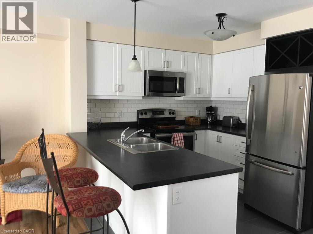 Photo 10 of 35 Sportsman Hill Street, Kitchener ON