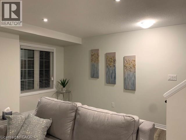 Photo 5 of 35 Sportsman Hill Street, Kitchener ON