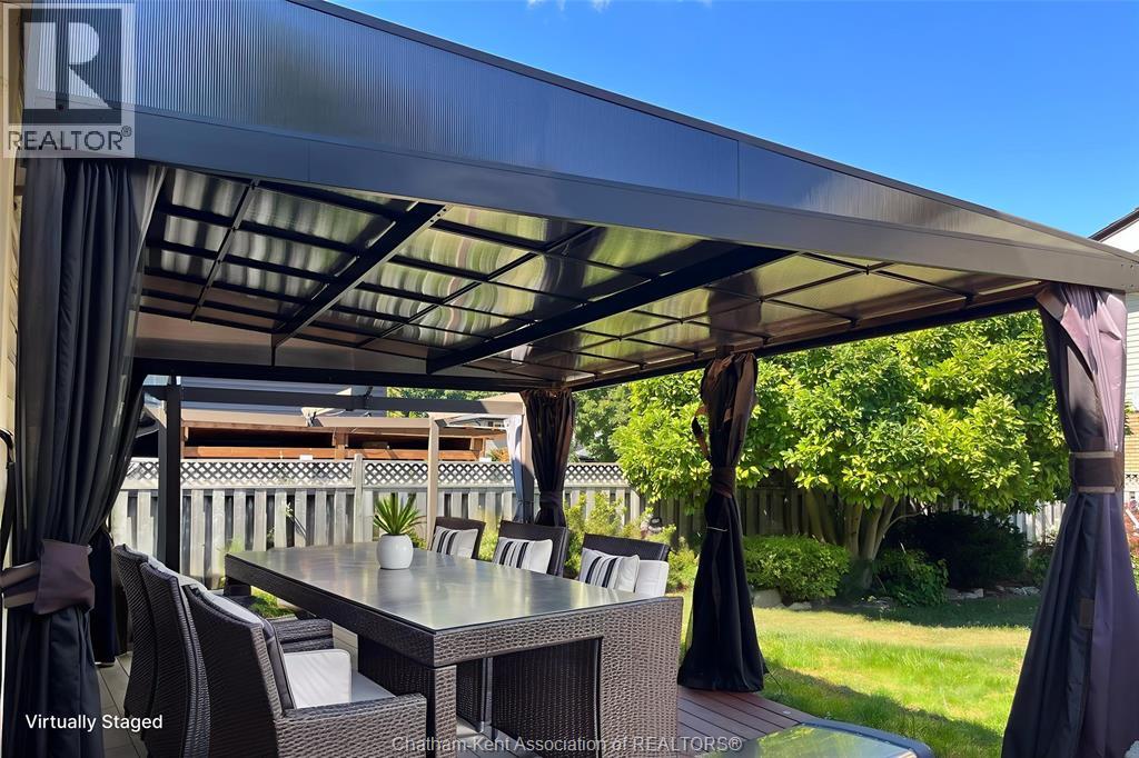 Photo 5 of 147 St Michael Avenue, Chatham ON