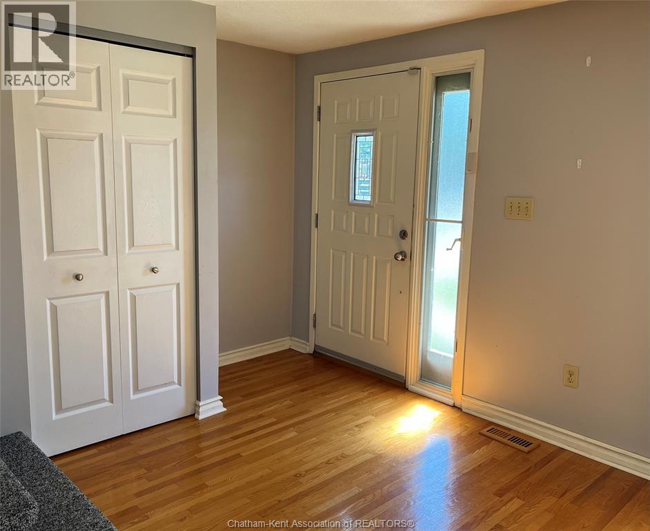 Photo 21 of 147 St Michael Avenue, Chatham ON