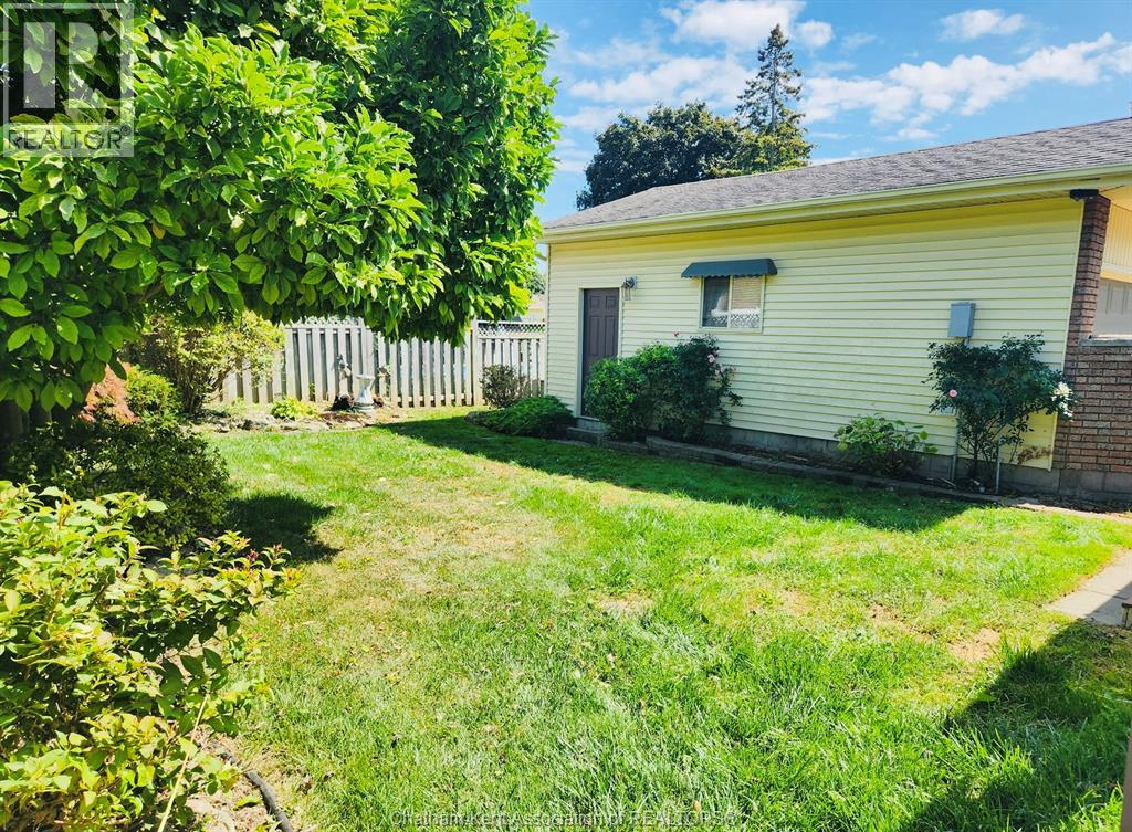 Photo 49 of 147 St Michael Avenue, Chatham ON