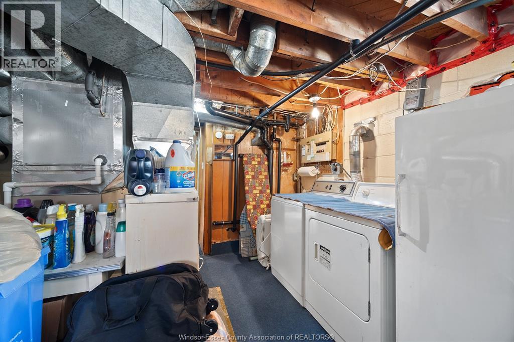 Photo 14 of 1543 Redwood Avenue, Windsor ON