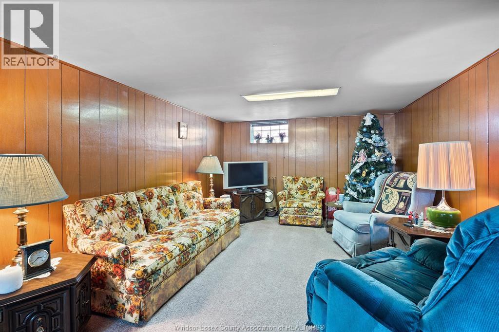 Photo 12 of 1543 Redwood Avenue, Windsor ON