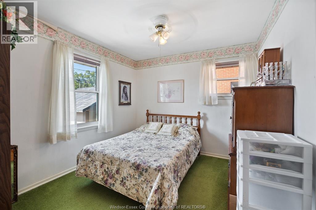 Photo 8 of 1543 Redwood Avenue, Windsor ON