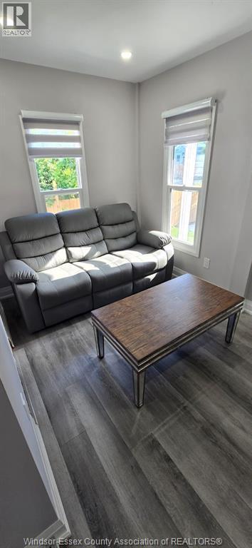 Photo 3 of 765 Dougall Unit Upper, Windsor ON