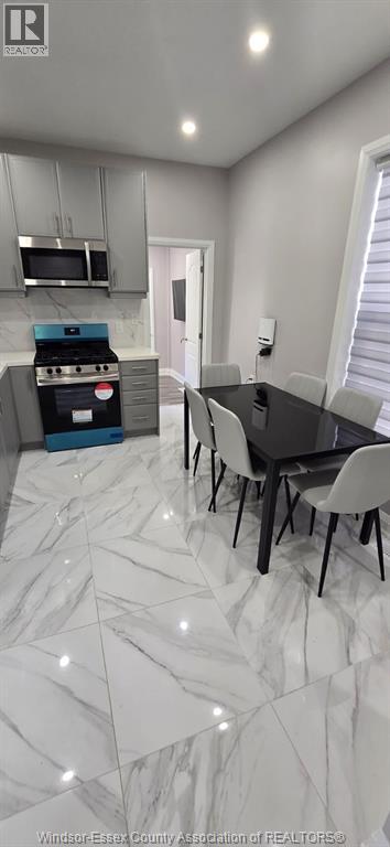 Photo 15 of 765 Dougall Unit Upper, Windsor ON