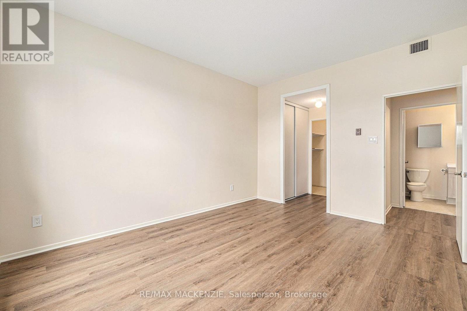 Photo 15 of 101 50 Emmerson Avenue, Ottawa ON