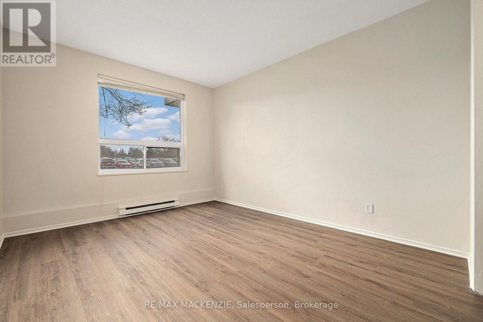 Photo 14 of 101 50 Emmerson Avenue, Ottawa ON