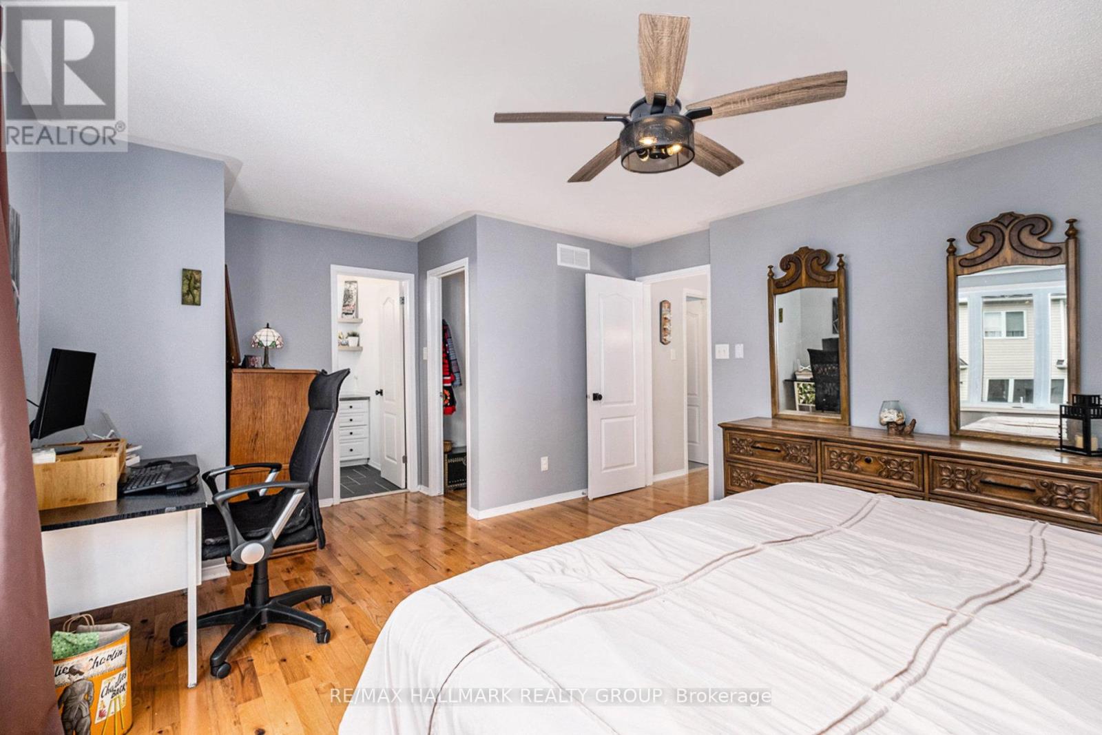 Photo 14 of 182 Willow Creek Circle, Ottawa ON