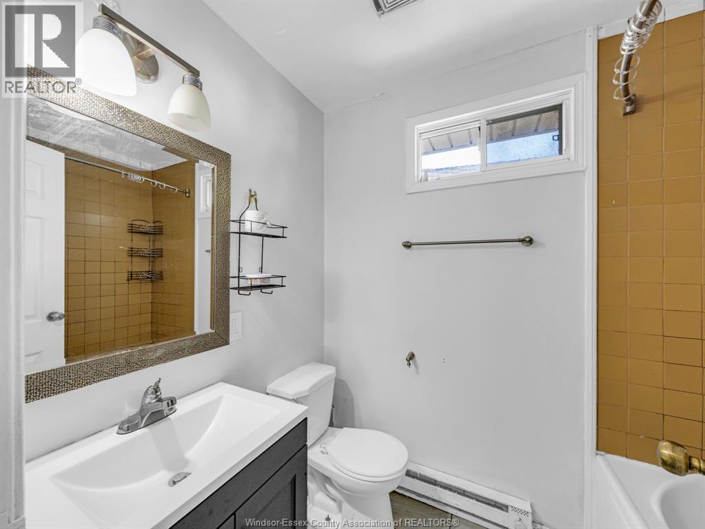 Photo 10 of 1324 Copperfield Place, Windsor ON