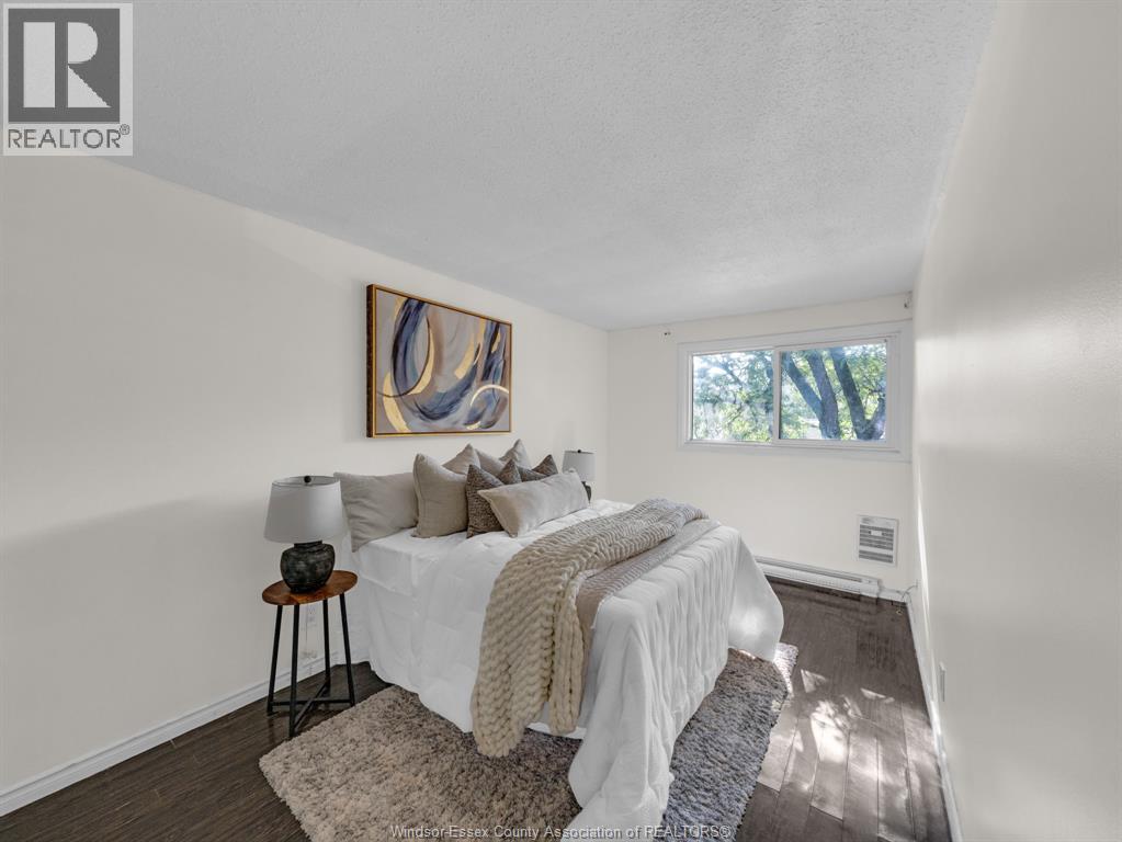 Photo 12 of 1324 Copperfield Place, Windsor ON