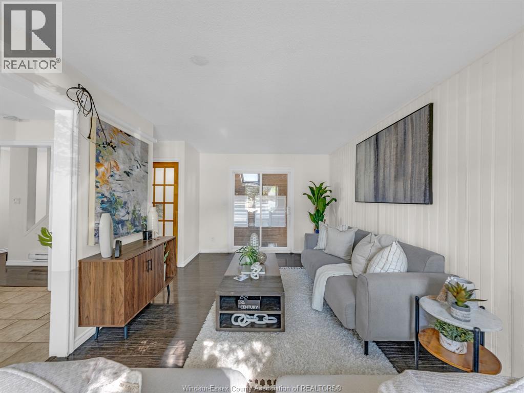 Photo 4 of 1324 Copperfield Place, Windsor ON